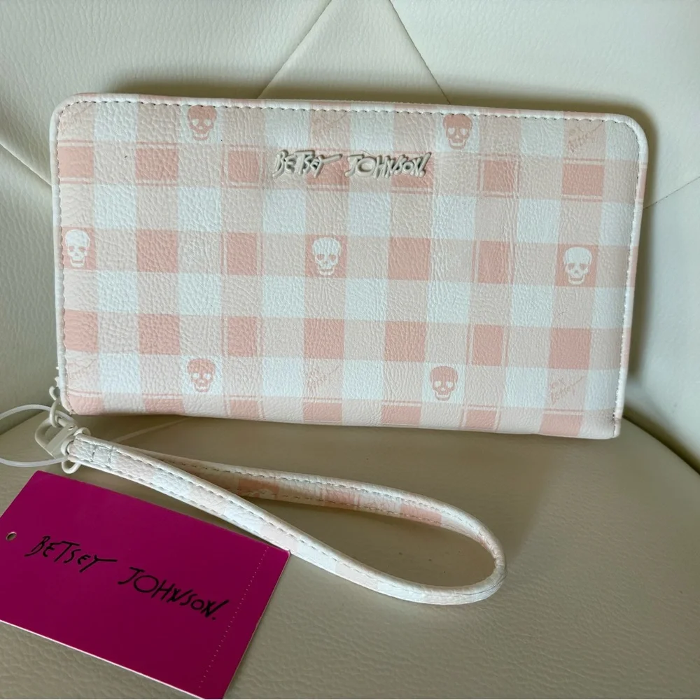 Betsey Johnson Pink and White Checkered Wallet - Picture 1 of 9